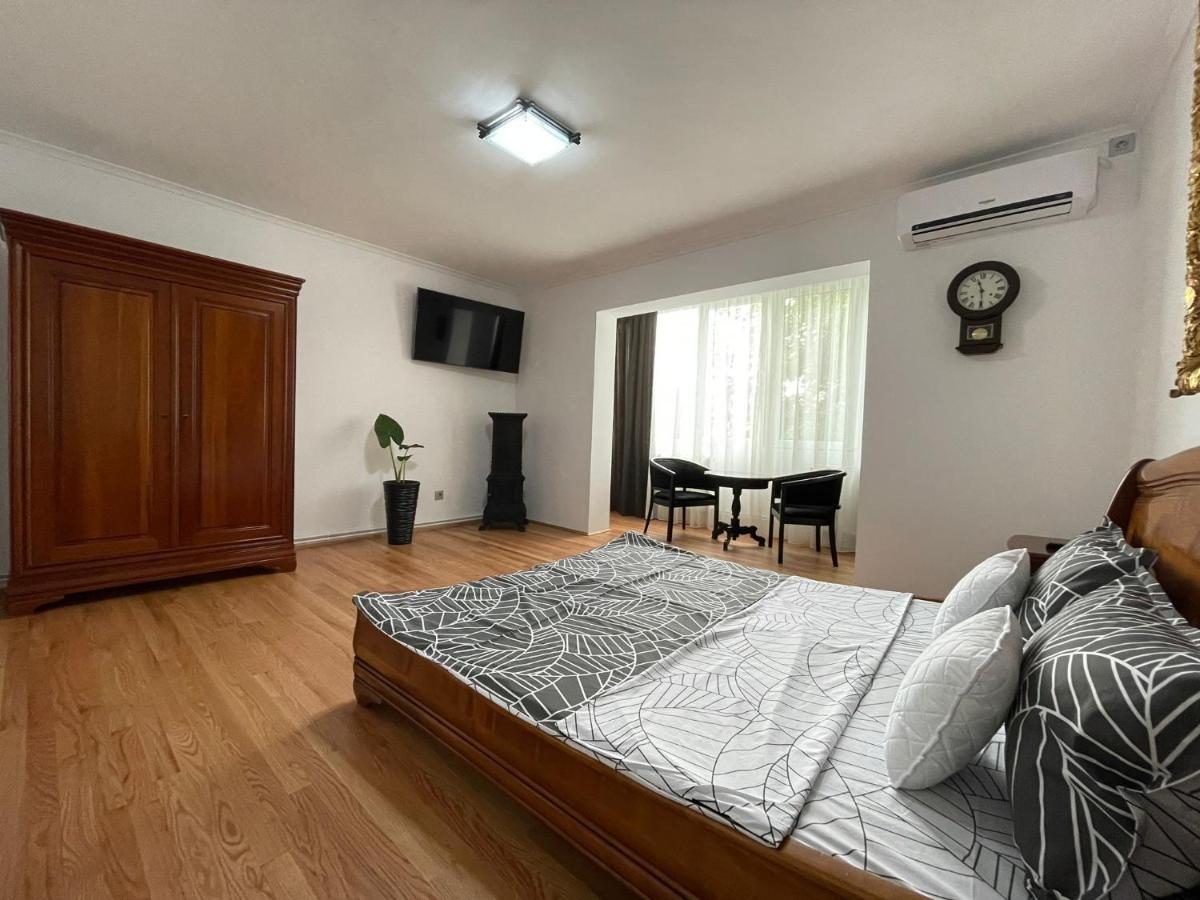 M & I Apartment 2 Тиргу-Муреш Екстер'єр фото